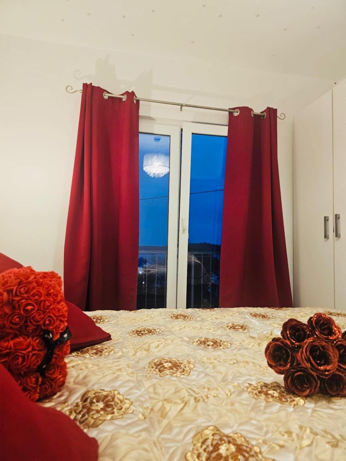 Elegance Suite Martina Orebić Exterior foto